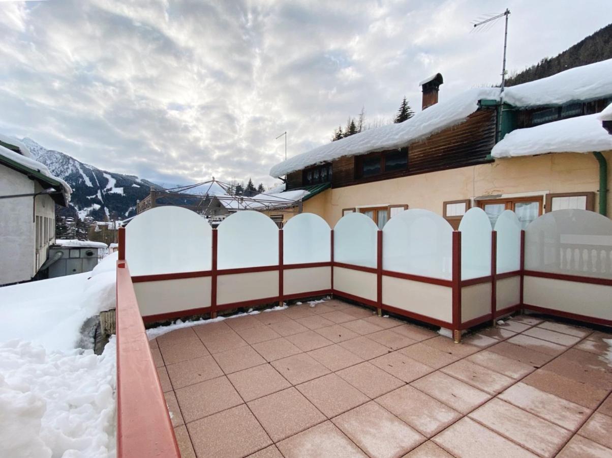 Home Giulia Ponte Di Legno Exterior photo